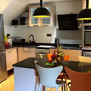 Situe A 30 Metres De La Anse A L'ane Appartement